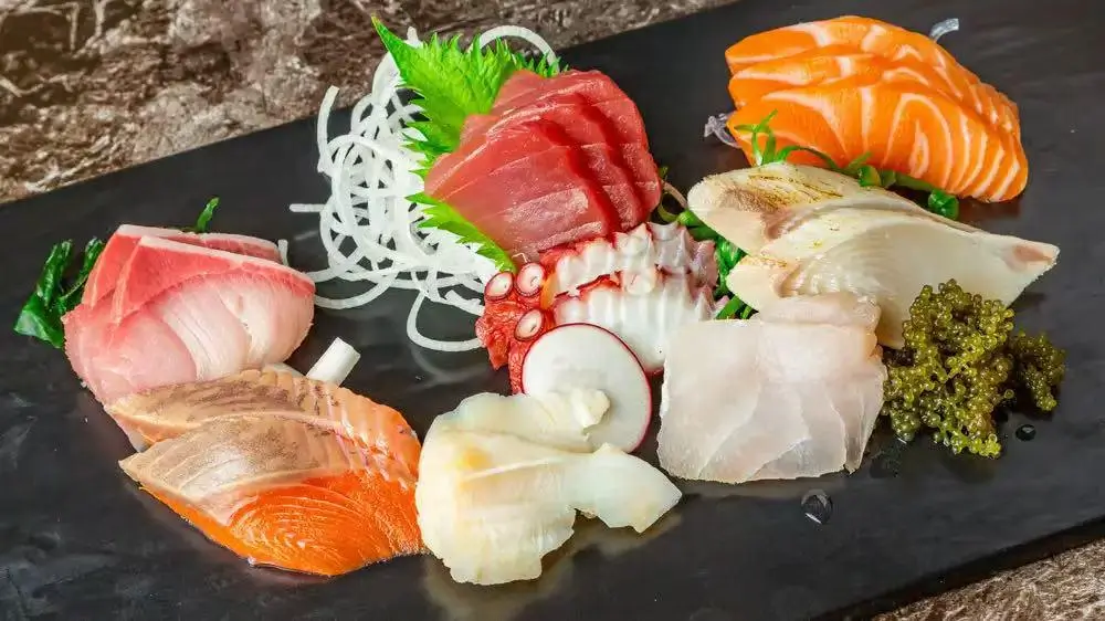 Sushi Boat Platter offers a large - scale assortment of sushi and sashimi at Kokoro Sushi, a Japanese restaurant in CA
